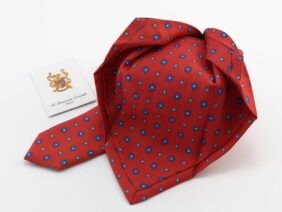 Seven fold tie