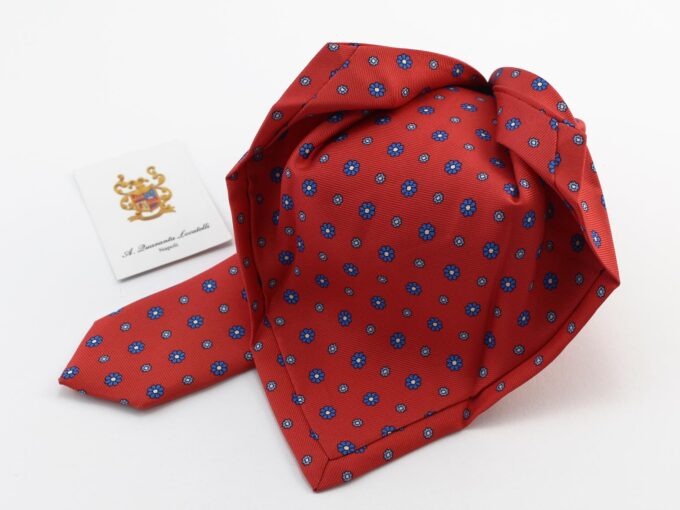 Seven fold tie