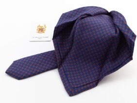 Seven fold tie