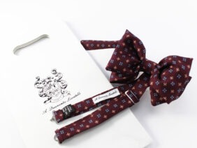 Silk bow tie with pocket square