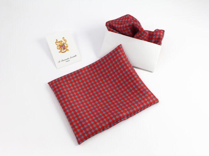 Silk pocket square